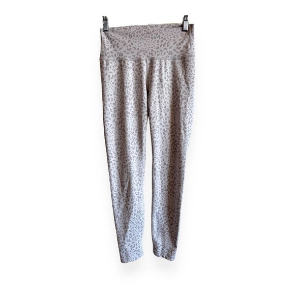 ALLFENIX x Anthropologie Gray Cheetah 7/8 Leggings Size Medium - Picture 1 of 10